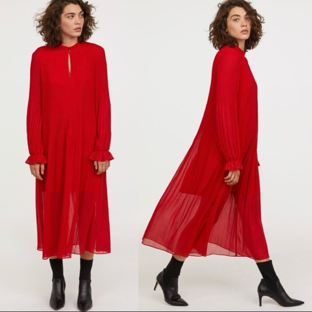 Red Pleated Long Sleeve Maxi Dress